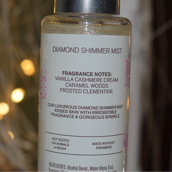 Bath & Body Works Snowflakes & Cashmere Diamond Shimmer NEW - Picture 3 of 4